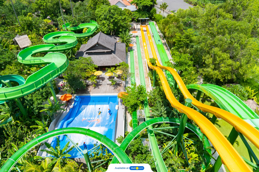 Waterbom1 1024x683 - Parques en Bali